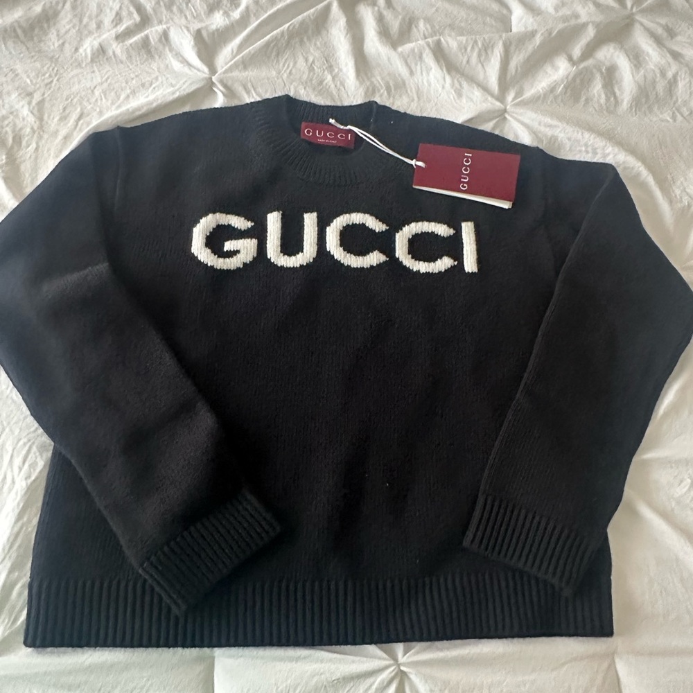 Authentic GUCCI Women’s Sweater